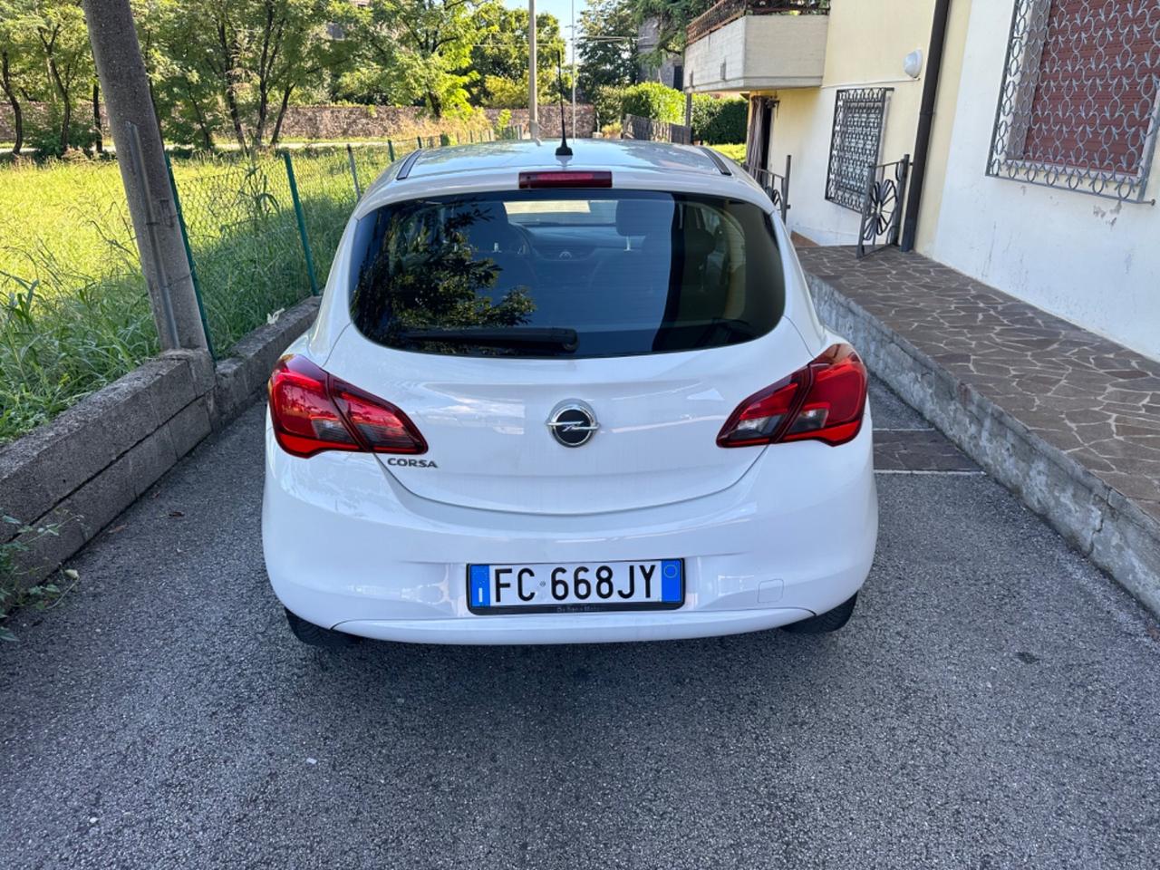Opel Corsa 1.2 Coupé n-Joy
