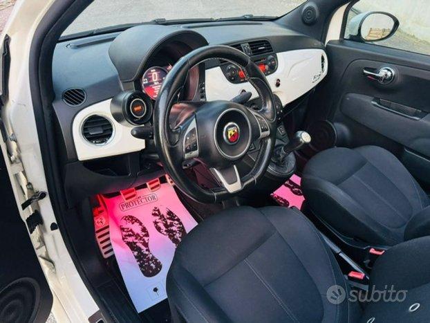 ABARTH 500 C 1.4 Turbo T-Jet Custom