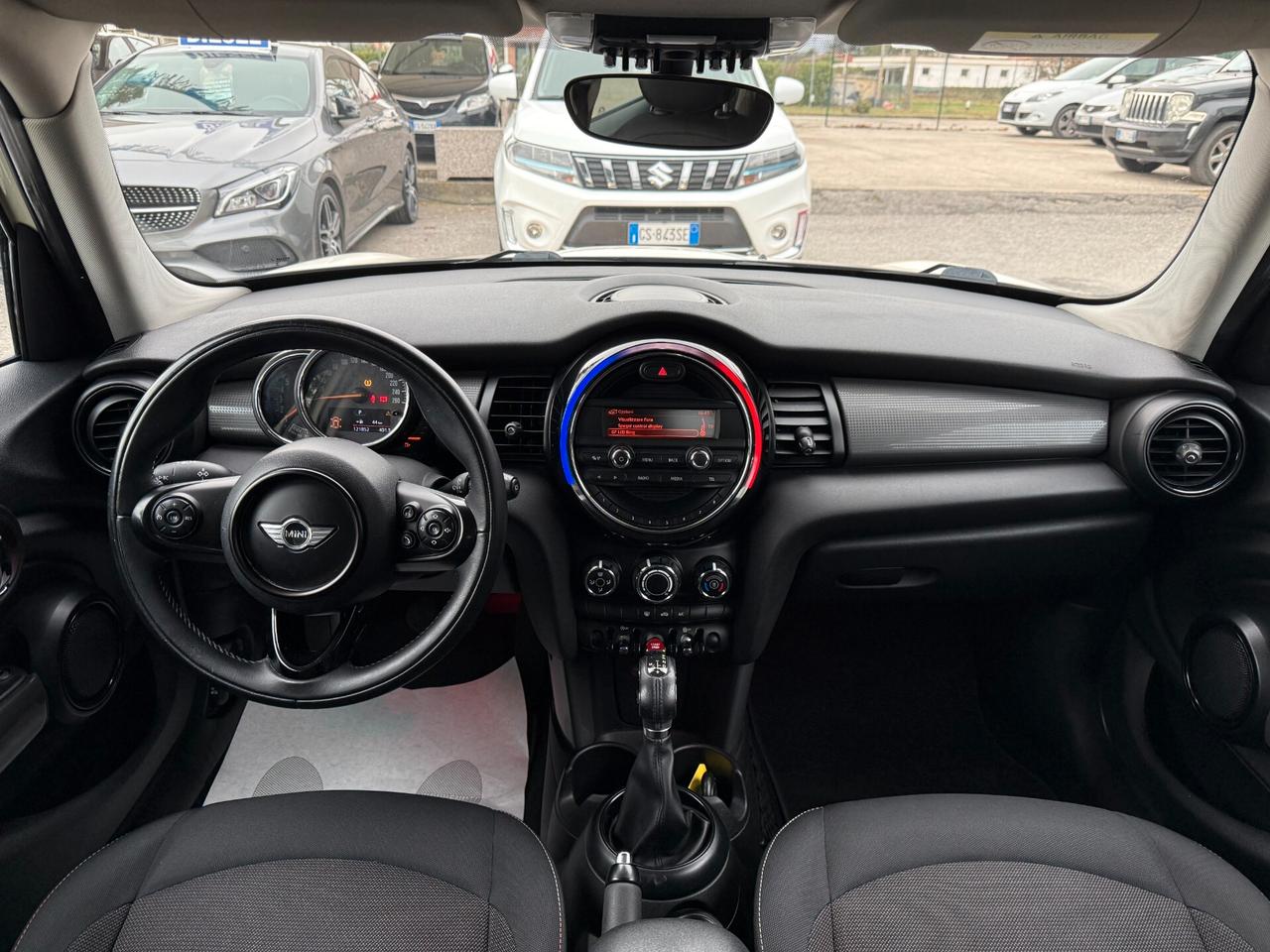 " UNA CHICCA " Mini 1.5 One D Business 5 porte