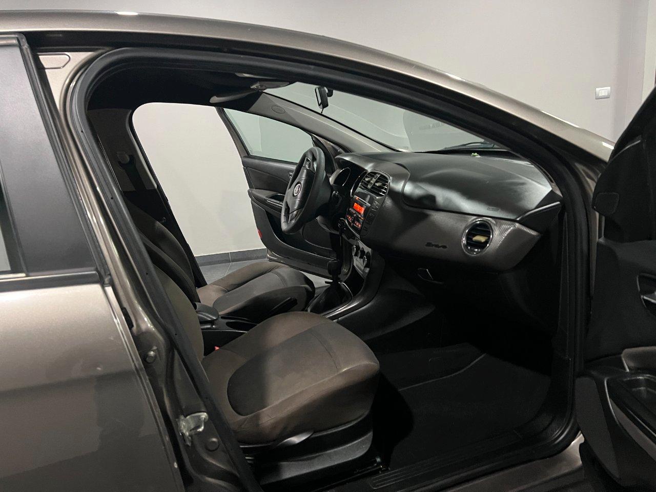 Fiat Bravo 1.9 mjt 120 CV Emotion TAGLIANDI + DISTRIBUZIONE OK