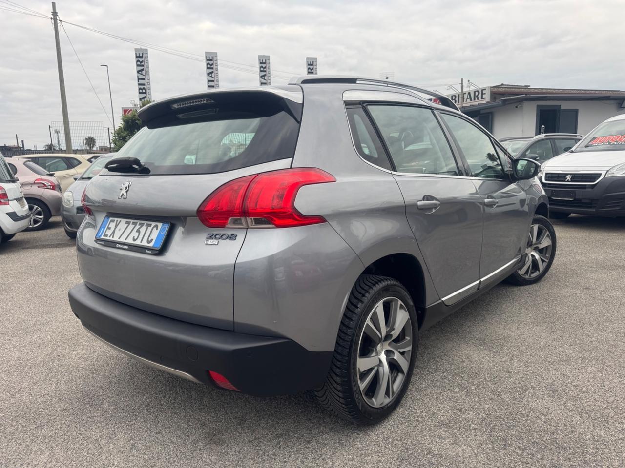Peugeot 2008 1.6 e-HDi 115 CV Stop&Start Allure