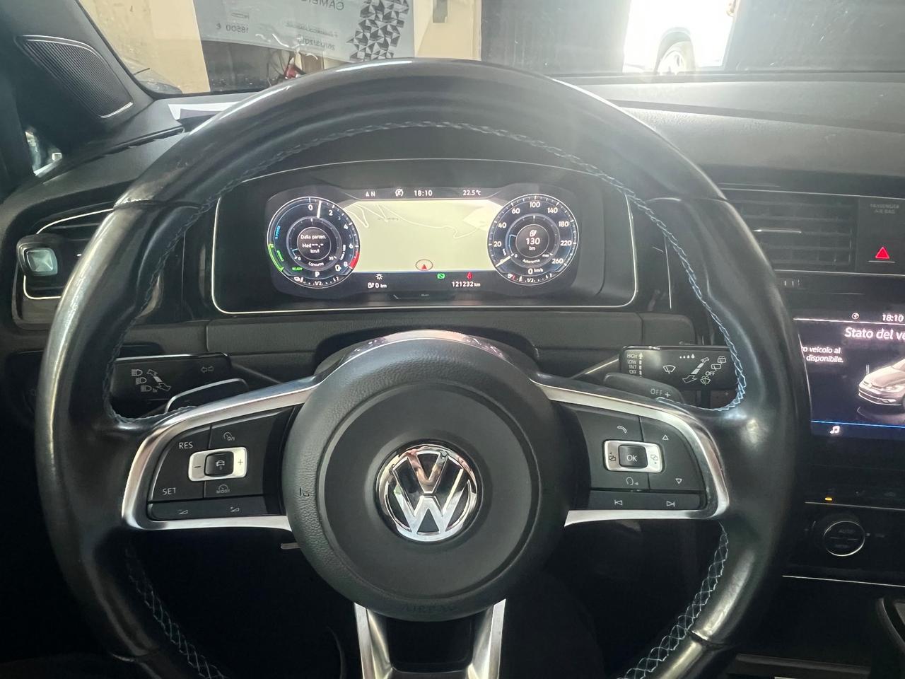 Volkswagen Golf gte dsg 204 cv tetto apribile