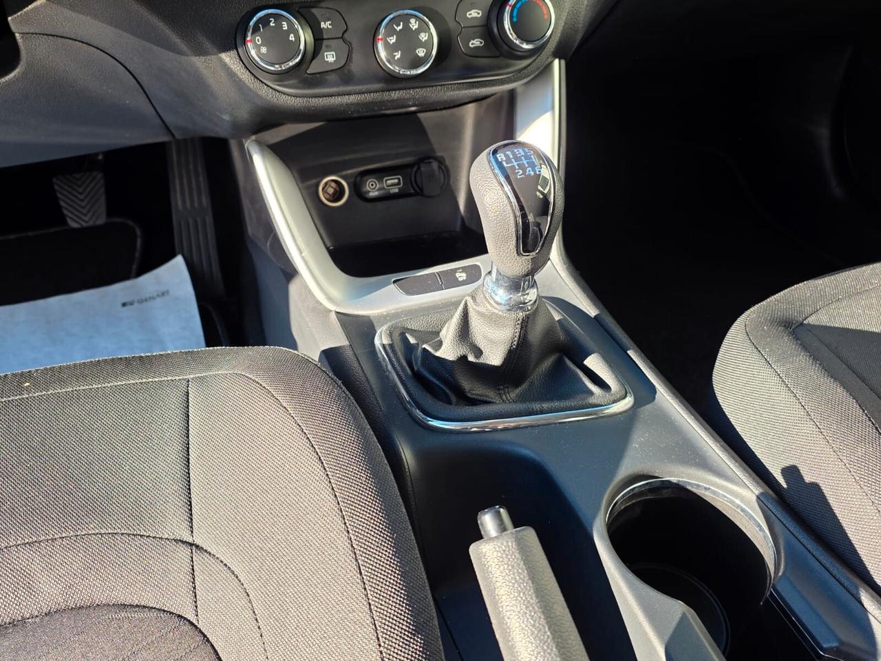 Kia Ceed 1.6 CRDI UNICO PROPRIETARIO ADATTA A NEOPATENTATI