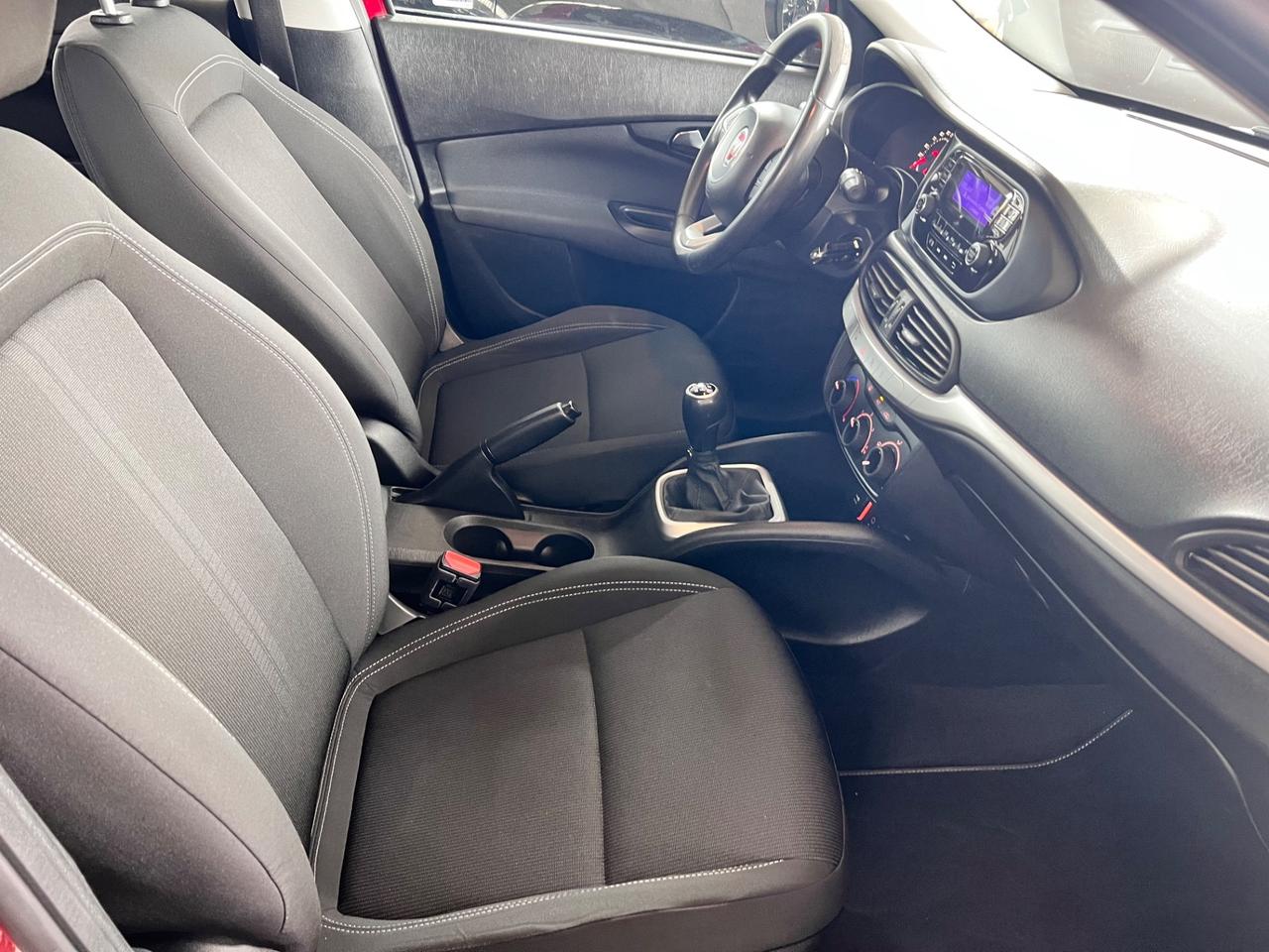 Fiat Tipo 1.3 Mjt S&S 5 porte Easy DOPPIE GOMME