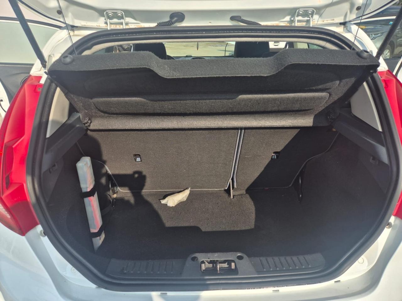 Ford Fiesta 1.4 TDCi 70CV Titanium