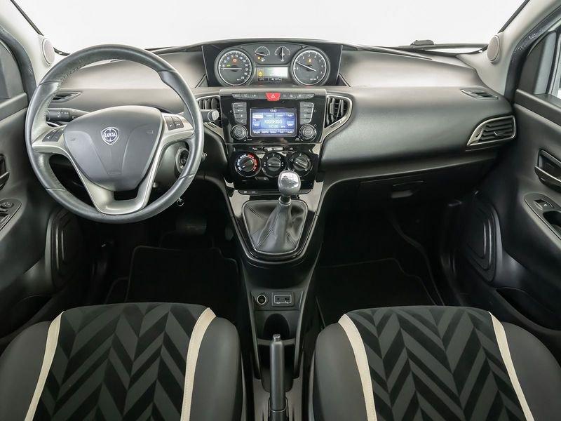 Lancia Ypsilon Ypsilon 0.9 Twinair 85 CV 5 porte S&S Silver