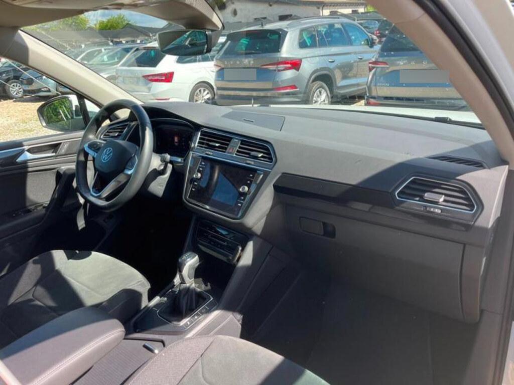 Volkswagen Tiguan 2.0 TDI 150cv DSG Elegance Fari Matrix, Navi, Retrocamera