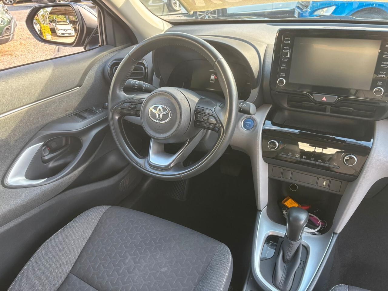 Toyota Yaris Cross 1.5 Hybrid 5p. E-CVT Business