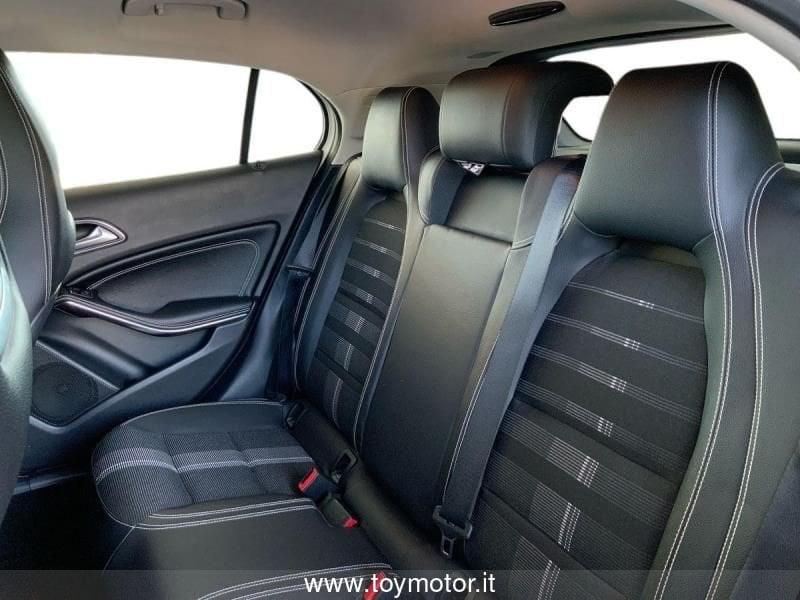 Mercedes-Benz GLA (X156) 200 d Automatic Sport