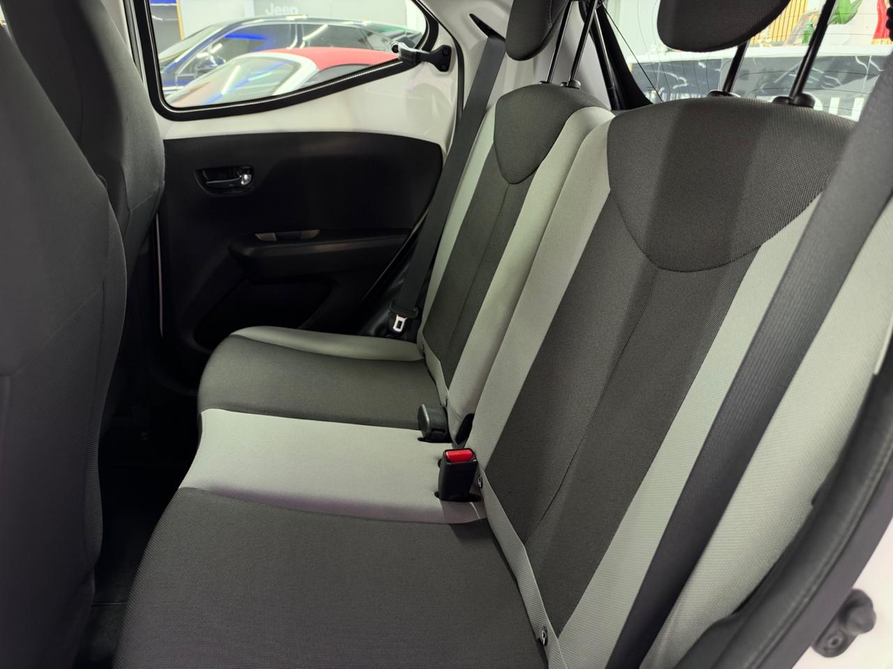 Toyota Aygo 1.0 69Cv Automatica Full Opt-Car Play