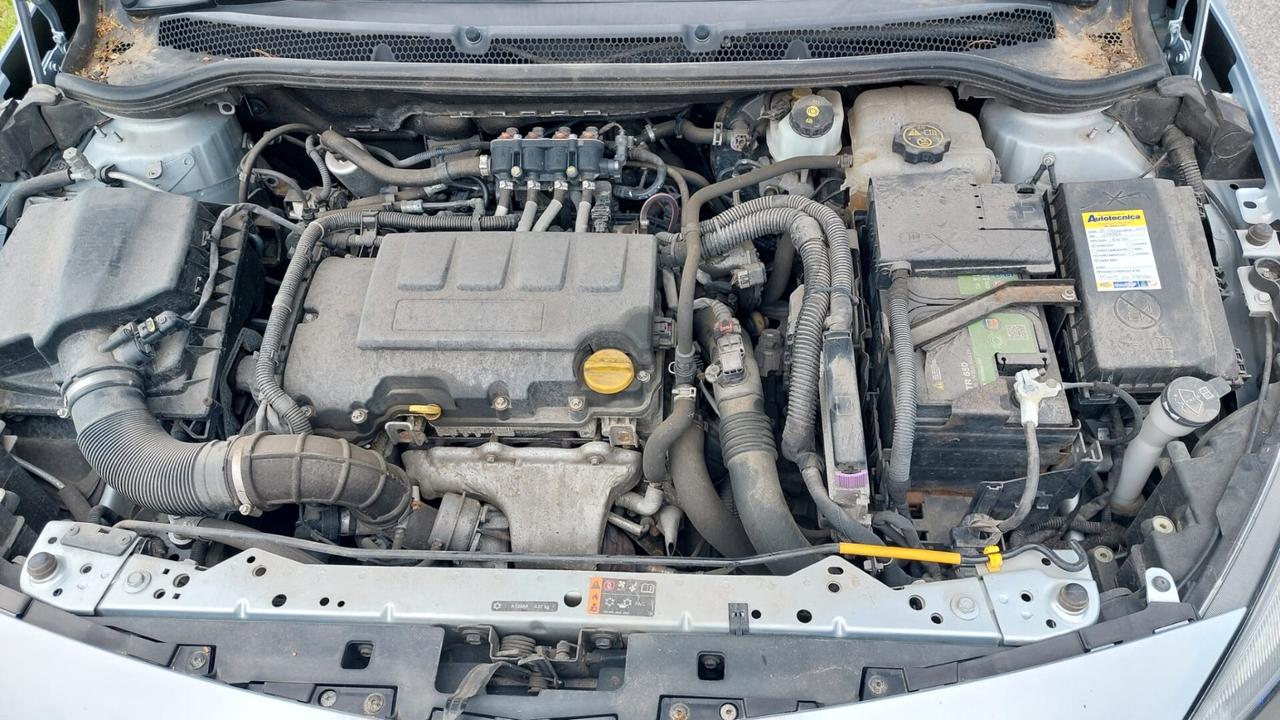 Opel Astra 1.4 Ecotec GPL 140 cv