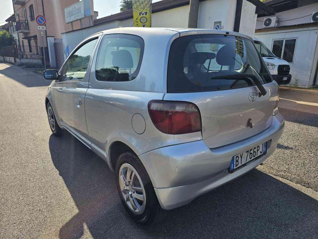 TOYOTA Yaris 1.0i 16V cat 3 porte Sol