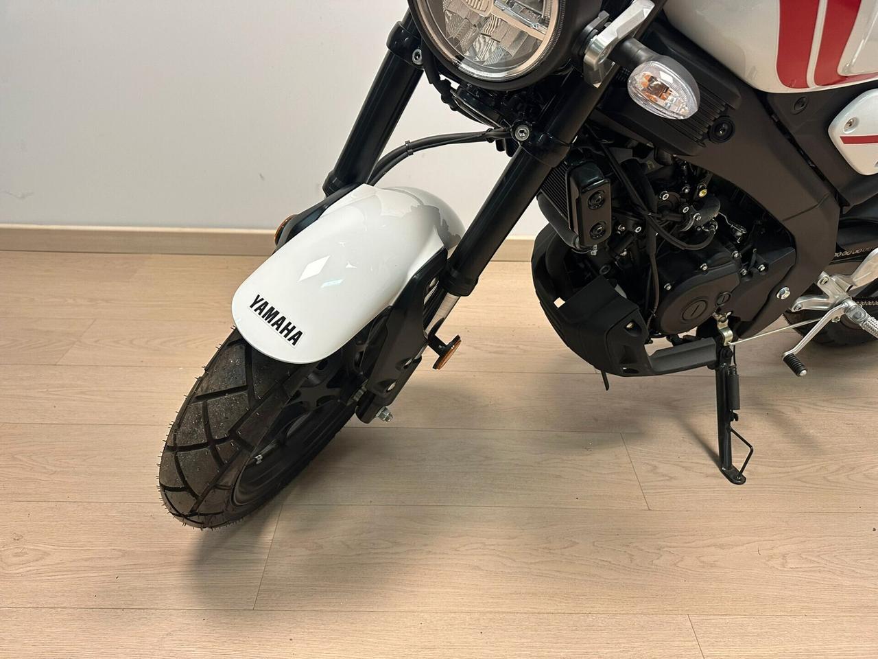 YAMAHA XSR 125 XSR125 - NUOVA - DA 69€ AL MESE