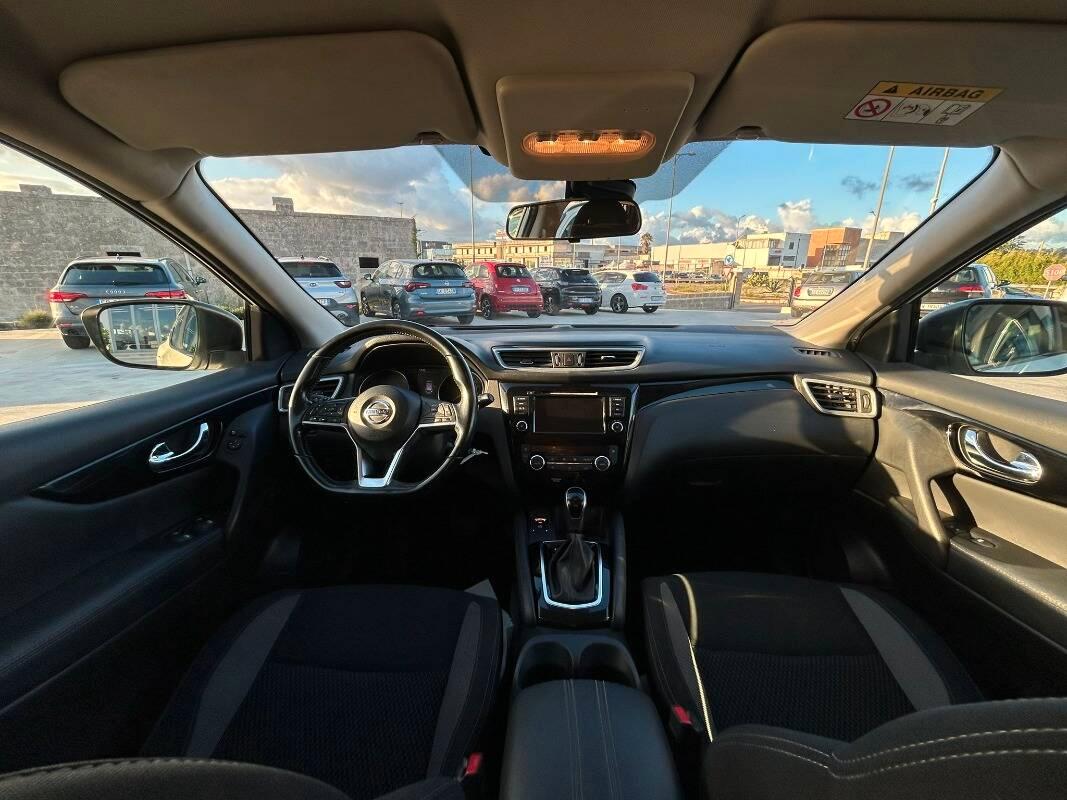 Nissan Qashqai 1.5 dci Business 115cv dct