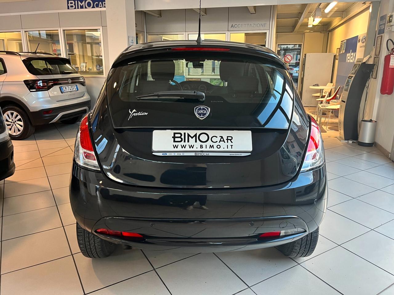 Lancia Ypsilon 0.9 TwinAir 5 porte Metano Ecochic Gold