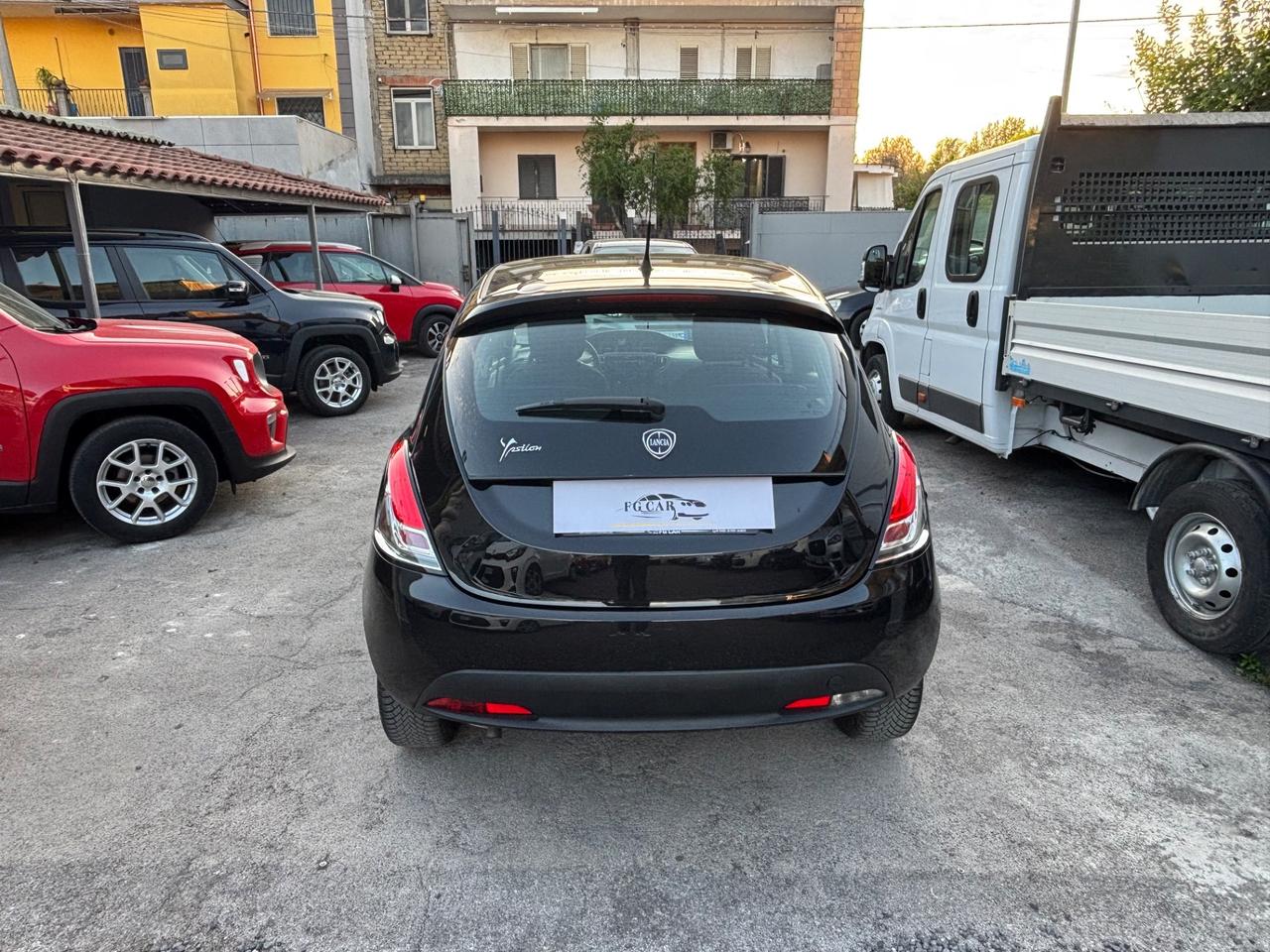 Lancia Ypsilon 1.2 69 CV 5 porte S&S Gold