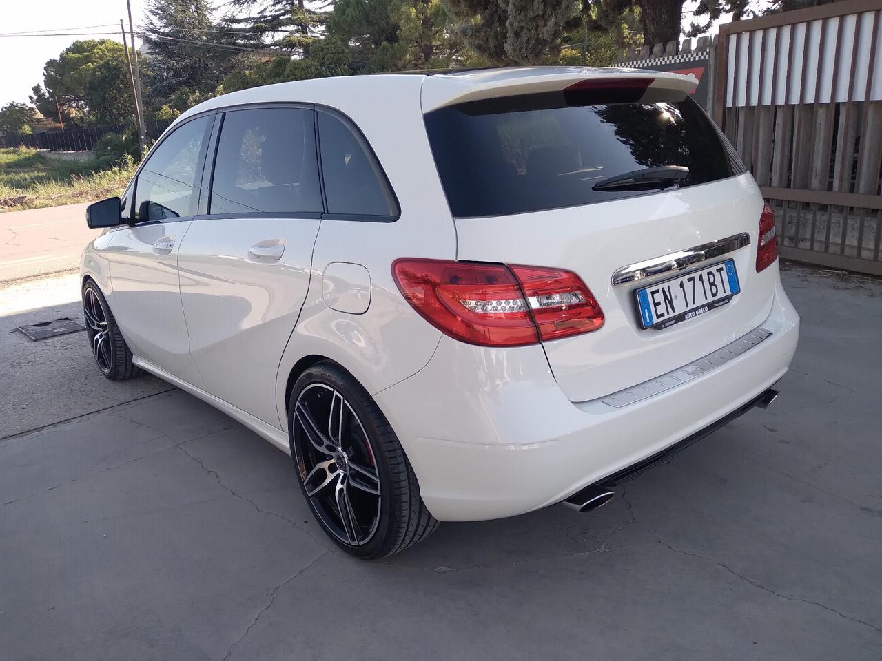 Mercedes-benz B 200 BlueEFFICIENCY Premium