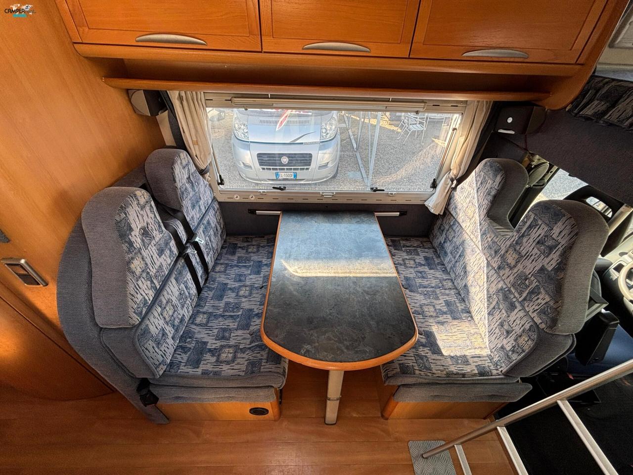 CI MIZAR 280 - MANSARDATO CON DINETTE FERRO DI CAVALLO IN CODA