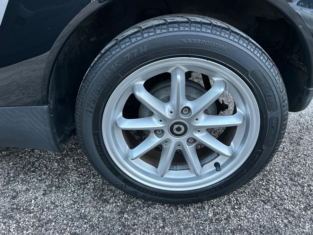 Smart ForTwo 1000 52 kW coupé pure