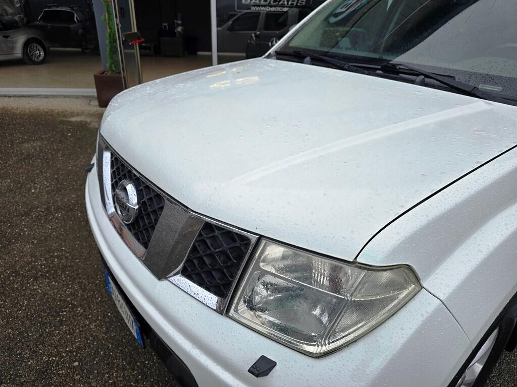 Nissan Navara 2.5 dCi 171 CV "LE"