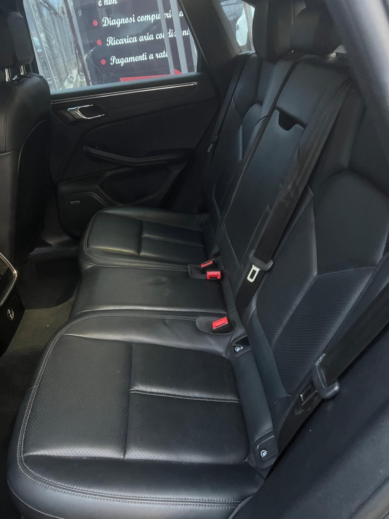 Porsche Macan 2.0
