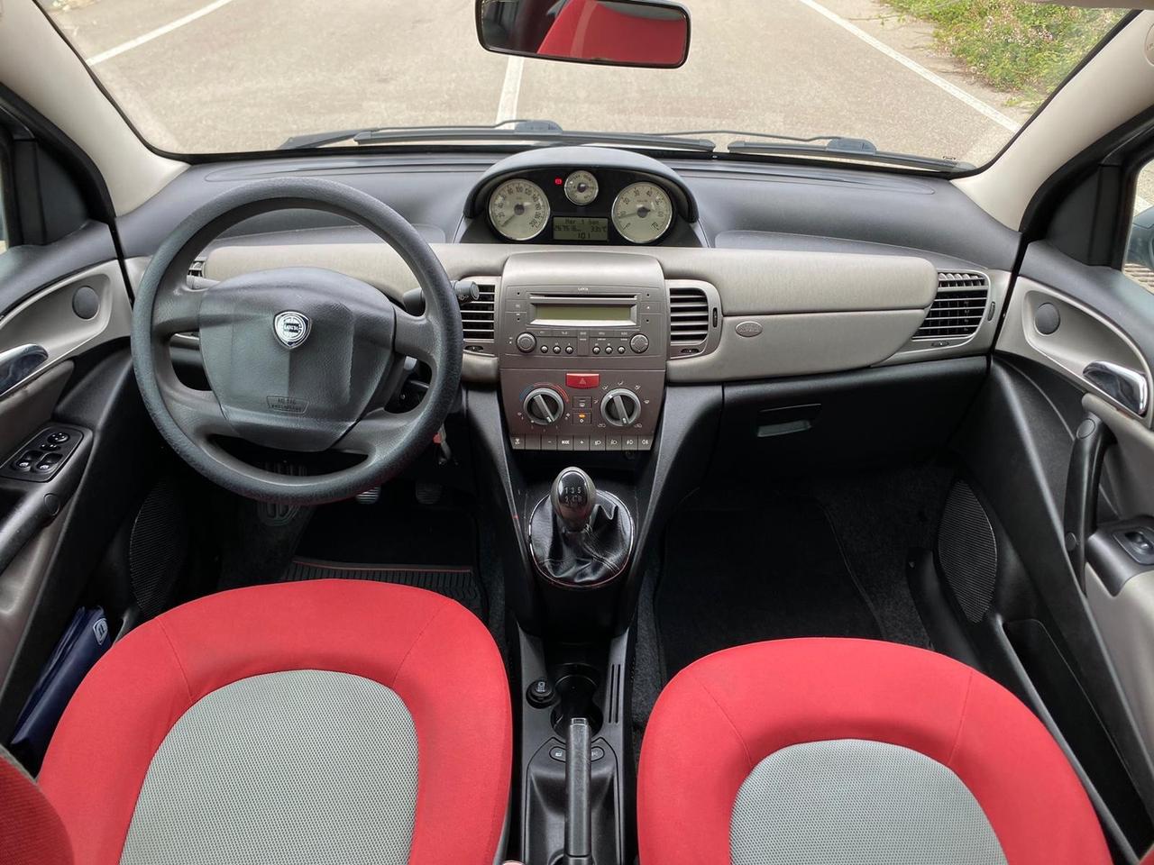 Lancia Ypsilon 1.3 Multijet 16V Argento