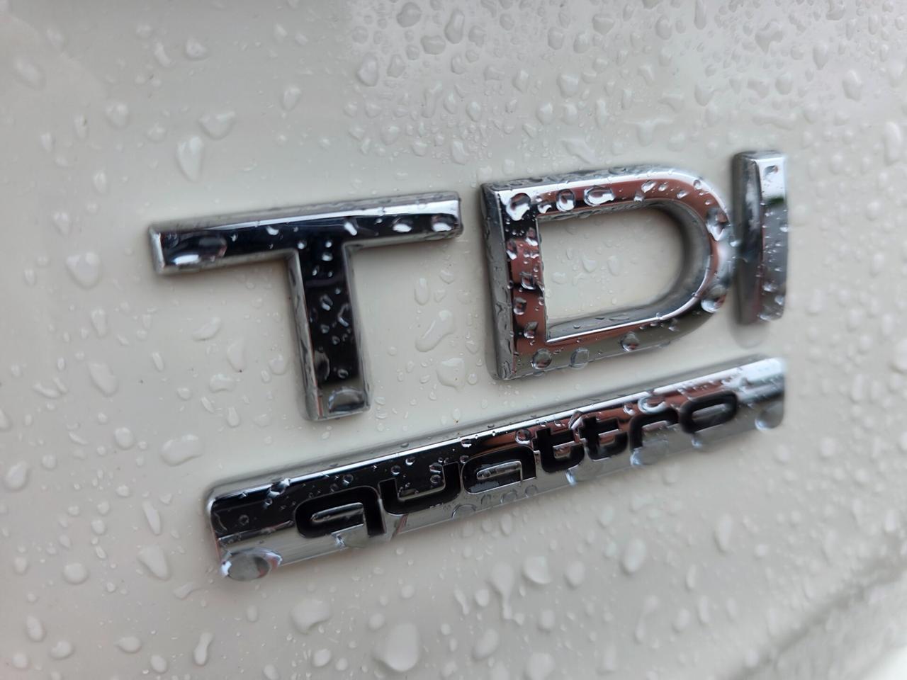 Audi Q3 2.0 TDI 4x4 perfetta e garantito 12 mesi