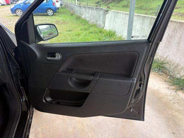 FORD Fiesta 1.4 TDCi 5p. Ghia OK NEOPATENTATI PRIMO PREZZO