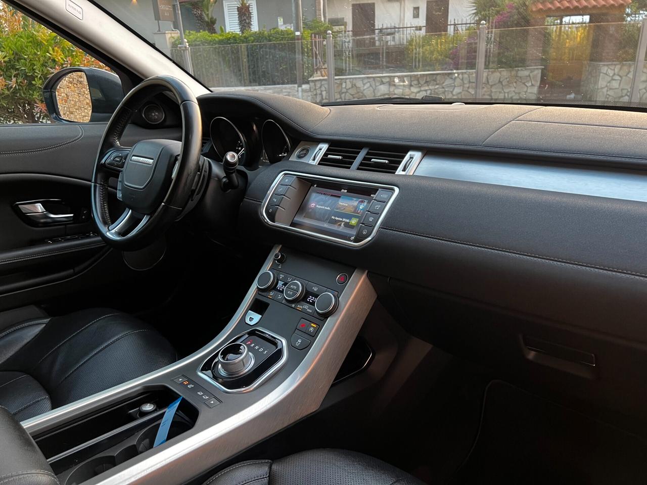 Range Rover Evoque 2.0 150 CV Dynamic-RESTAYLING