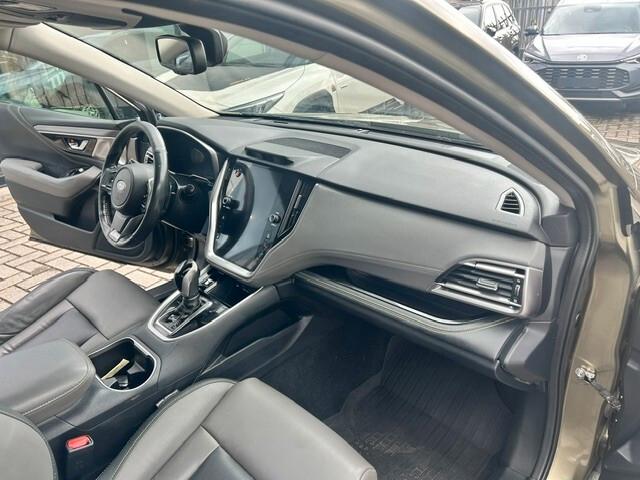 Subaru OUTBACK 2.5i Lineartronic 4dventure