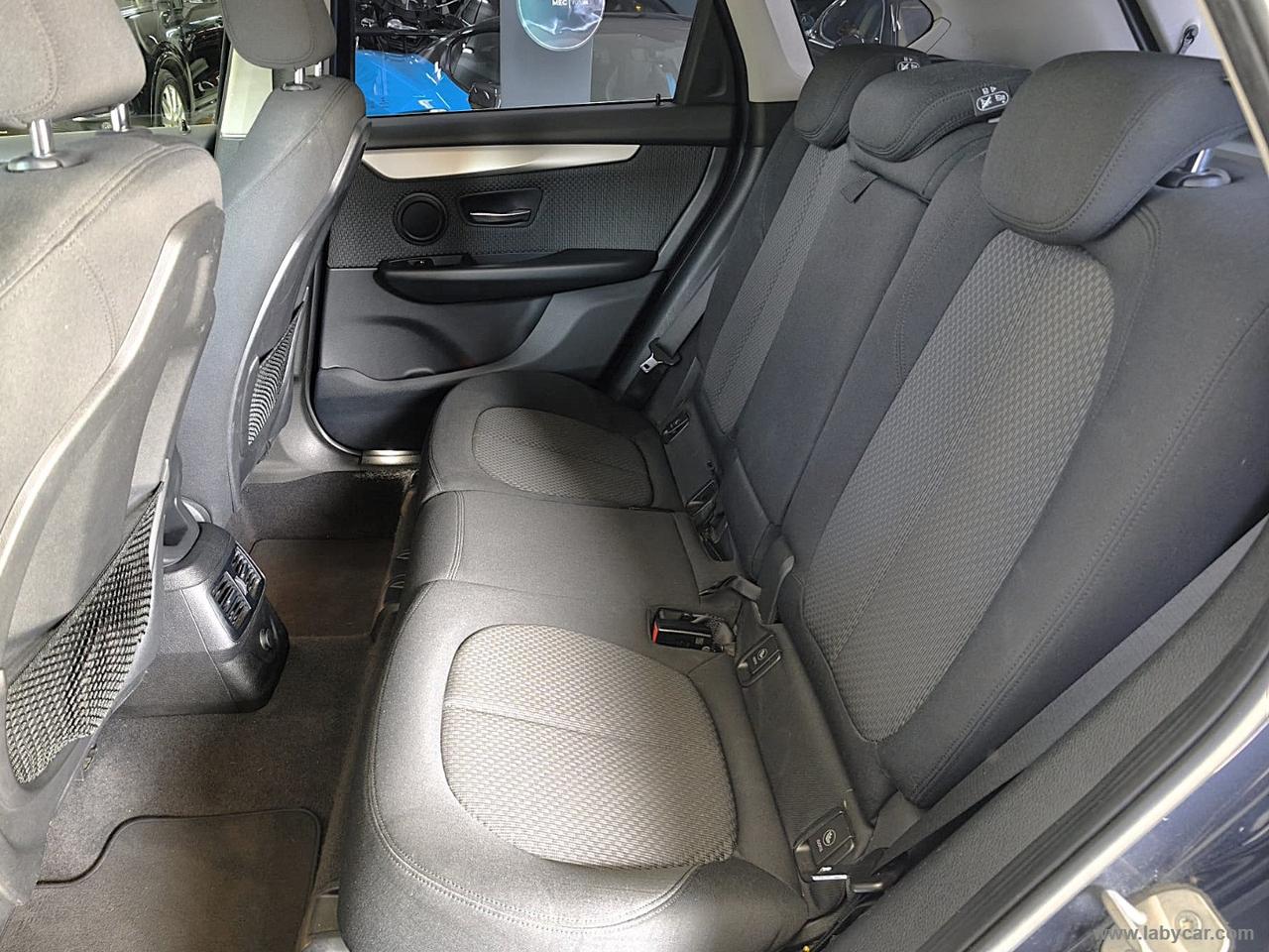 BMW 218d Active Tourer Advantage EURO6B*AUTOM