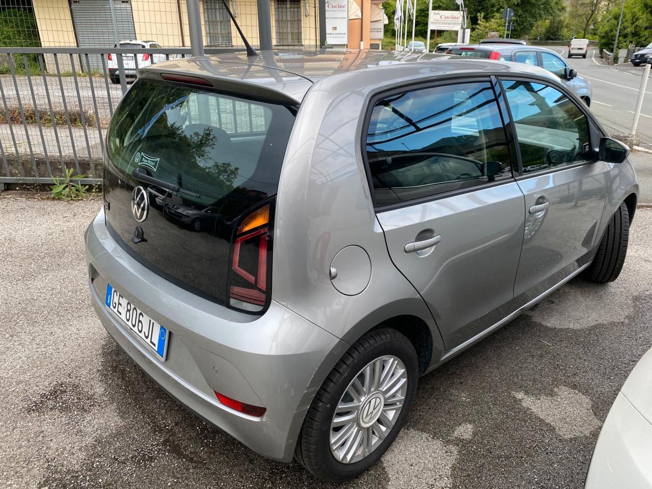 Volkswagen up! 1.0 3p. EVO sport up! del 2021