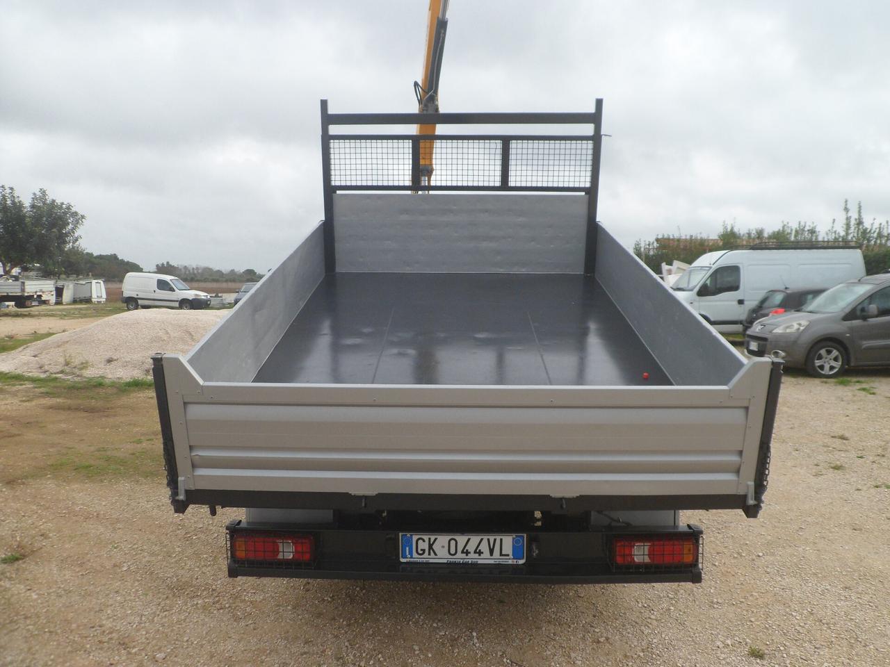 Iveco Daily 35c14 ribaltabile con gru