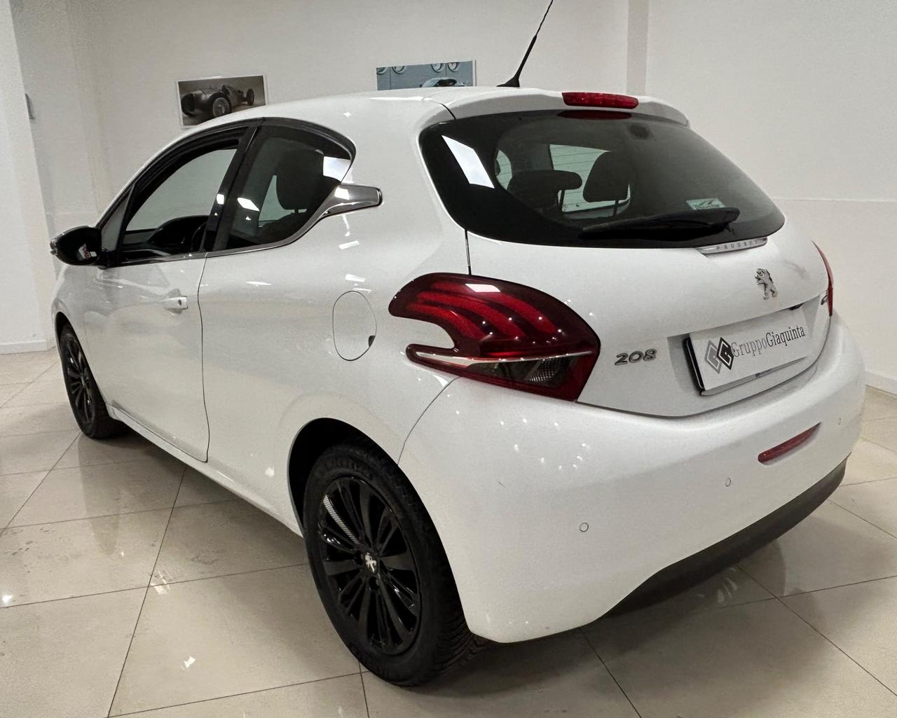 Peugeot 208 BlueHDi 75 3 porte Allure
