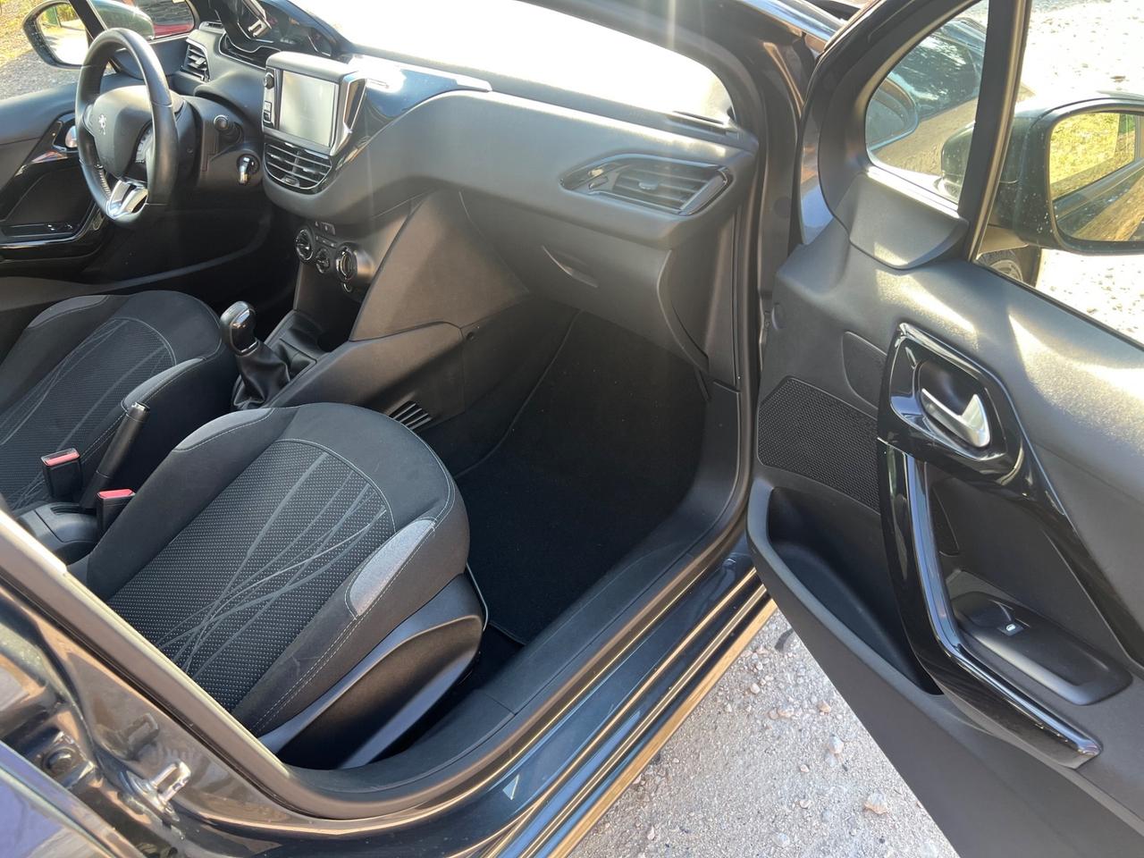 Peugeot 208 1.4 HDi 68 CV 5 porte Active Permute Rate