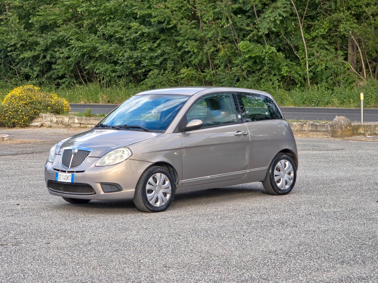 Lancia Ypsilon 1.4 Argento Ecochic GPL CV-77 2009-E4 Manuale NEO
