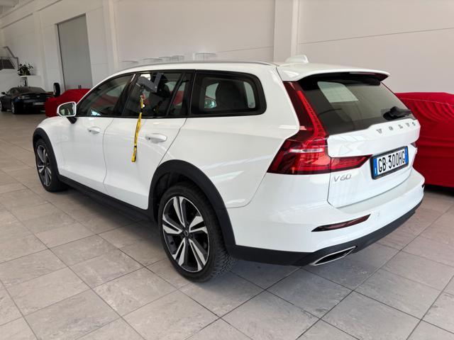 VOLVO V60 Cross Country D4 AWD Geartronic Pro