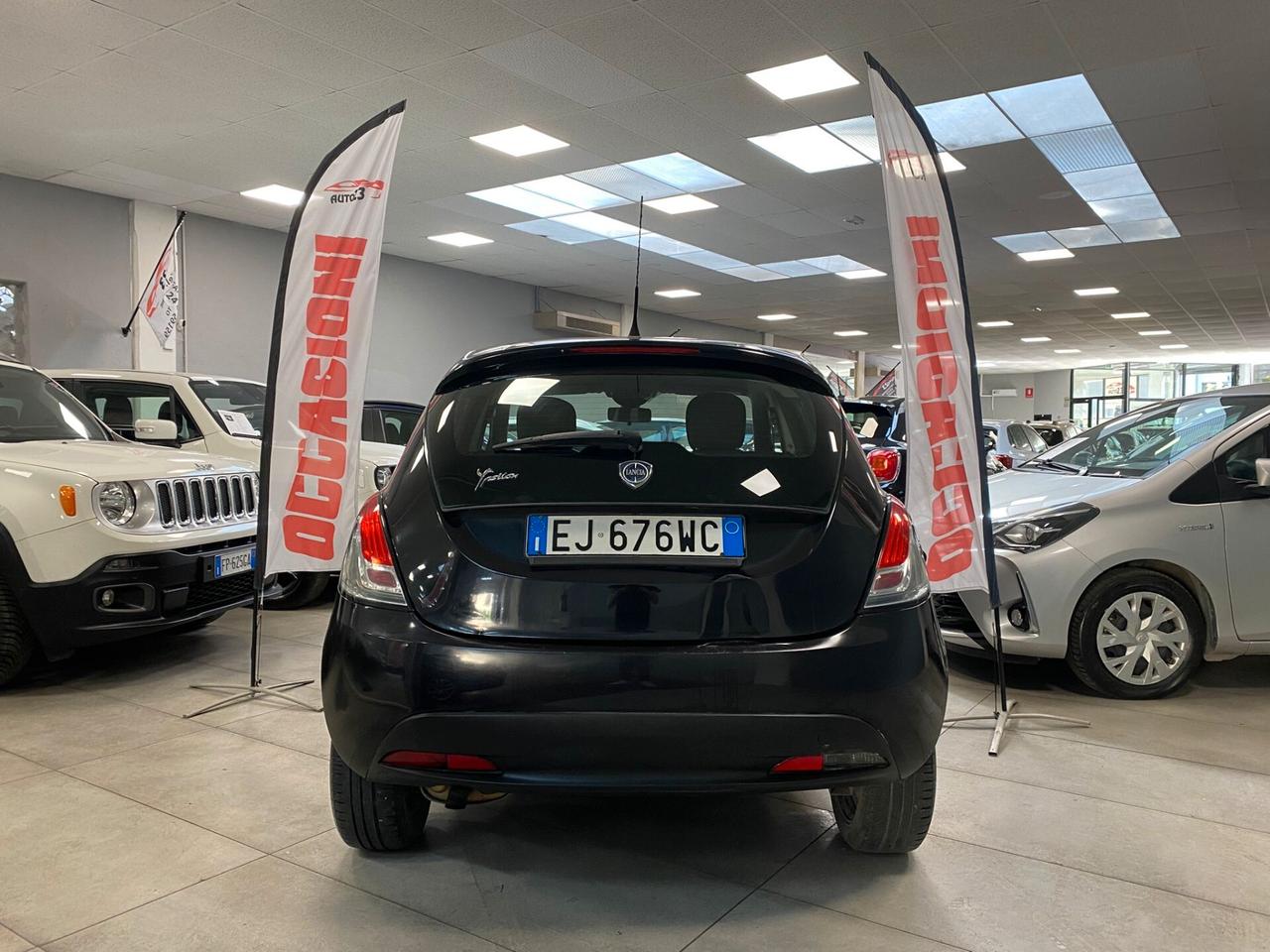 Lancia Ypsilon 1.3 MJT 16V 95 CV 5 porte S&S Silver