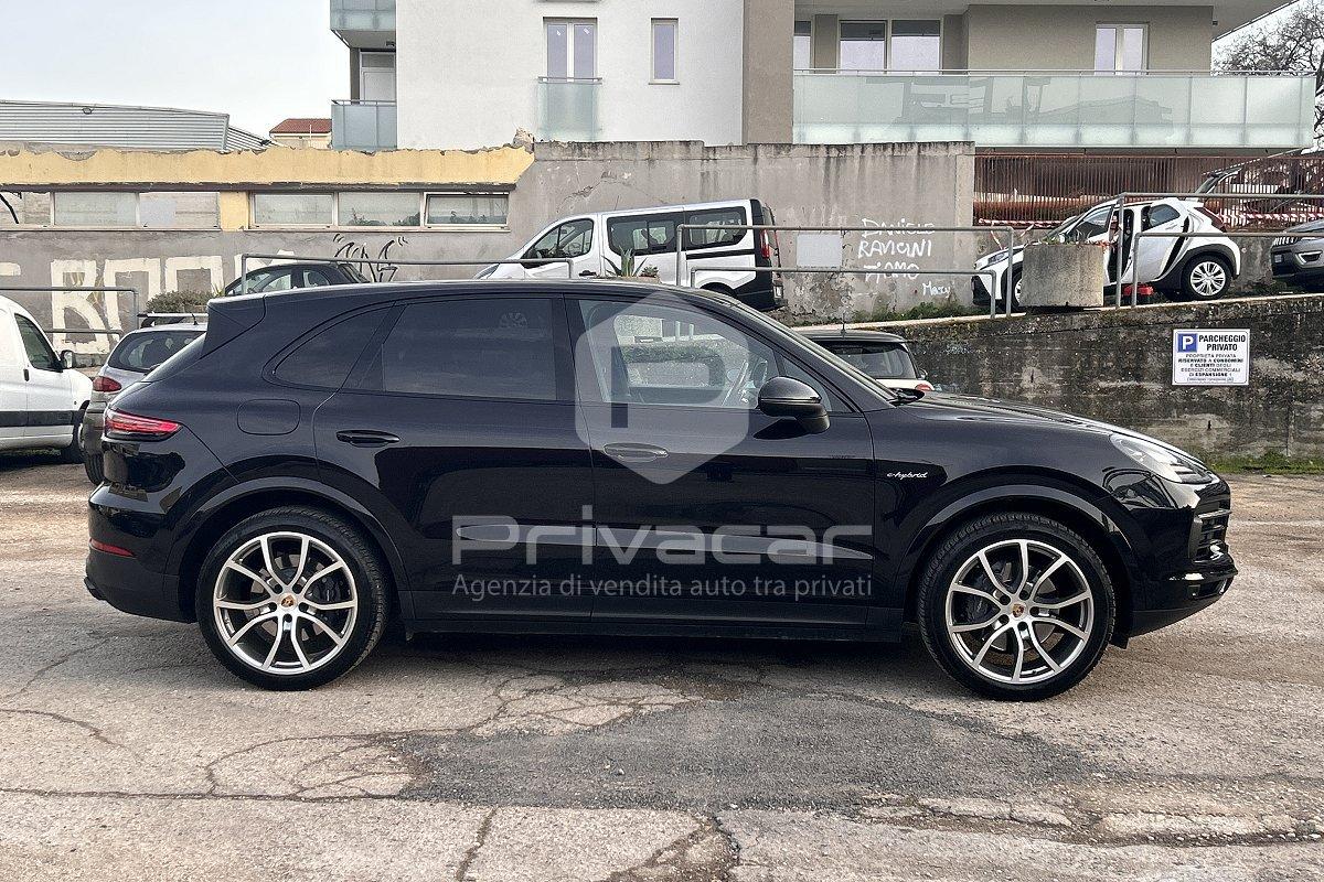 PORSCHE Cayenne 3.0 V6 E-Hybrid