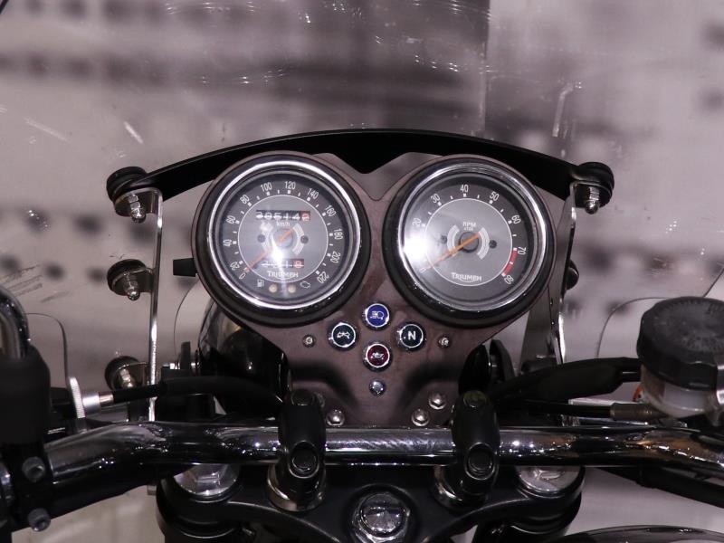 Triumph Bonneville 865 SE