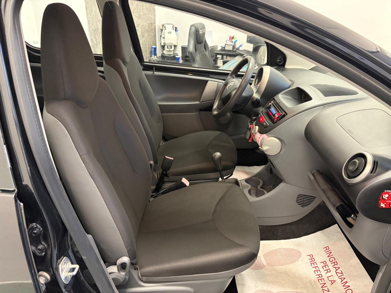Toyota Aygo 1.0 5 porte Now 12 MESI DI GARANZIA