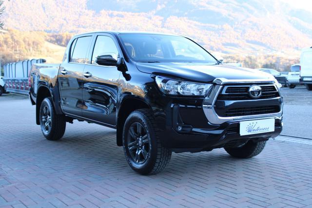 TOYOTA Hilux 2.4D-4D A/T 4WD Comfort "PRONTA CONSEGNA"