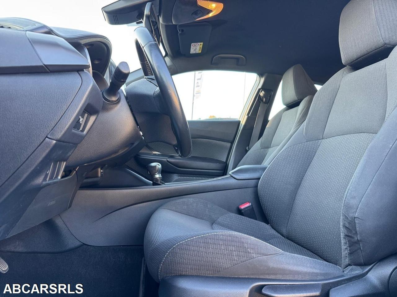 TOYOTA - C-HR - 1.8 Hybrid E-CVT Active - NEOPATENTATI - FINANZIABILE - PERMUTE