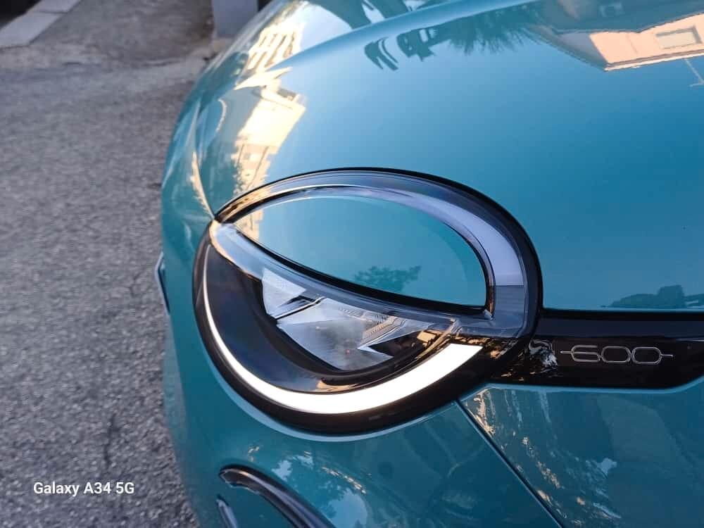 Fiat 600 Hybrid 110 CV DCT MHEV