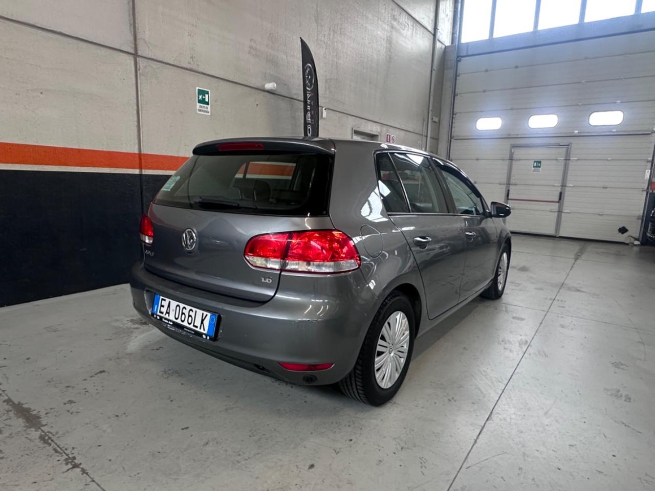 Volkswagen Golf 1.6 5p. Trendline BiFuel