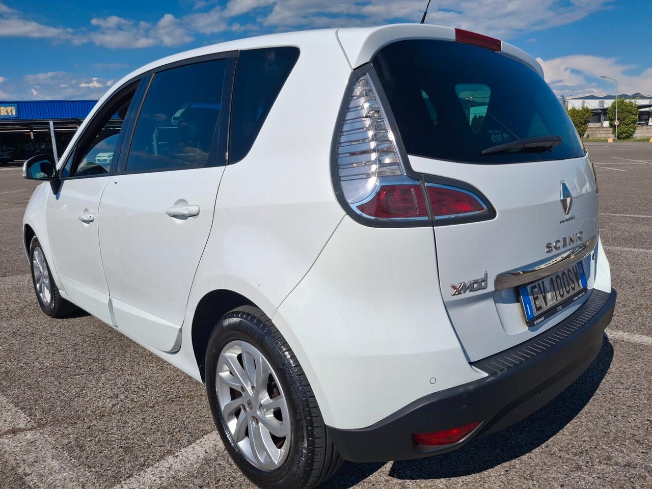 Renault Scenic XMod 1.5 dCi 110CV.Start&Stop-NAVIGATORE-