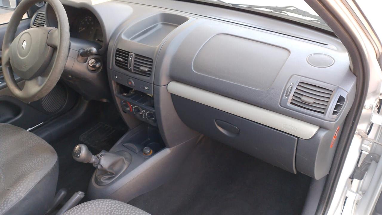 Renault Clio Storia 1.2 5 porte GPL Confort
