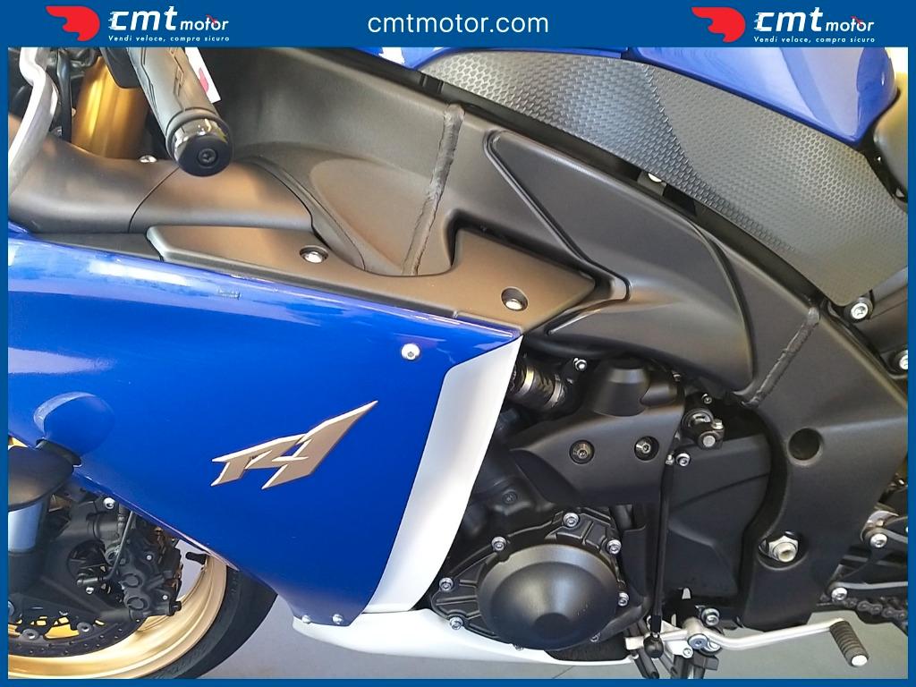 Yamaha YZF R1 - 2015