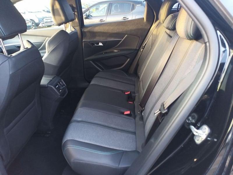 Peugeot 3008 BlueHDI 130 EAT8 S&S Allure