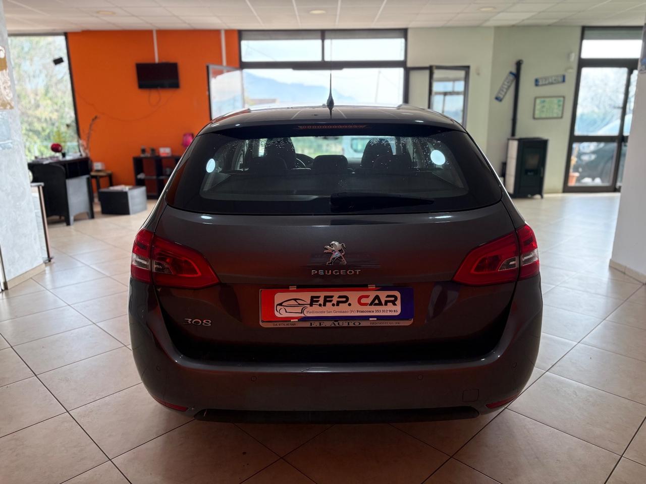 Peugeot 308 BlueHDi 1.6 120 SW Allure cambio automatico permute finanziamenti